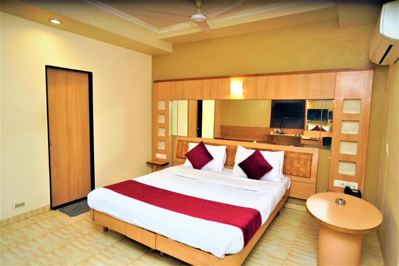 New Hotel Europa Inn Rajkot Dış mekan fotoğraf