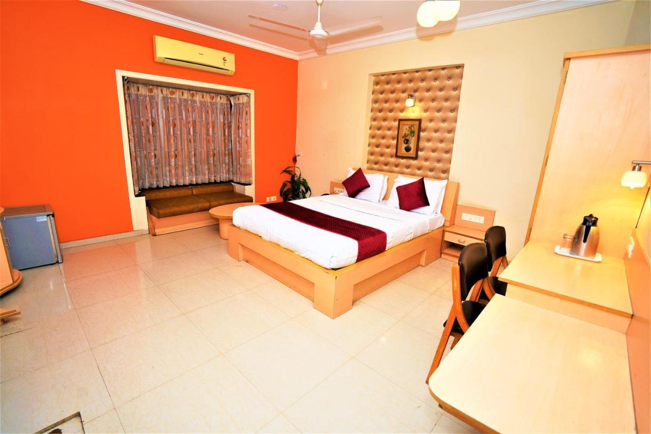 New Hotel Europa Inn Rajkot Dış mekan fotoğraf